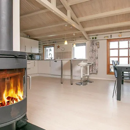Beachside Gem For 6 - By Traum Semesterbostad *
