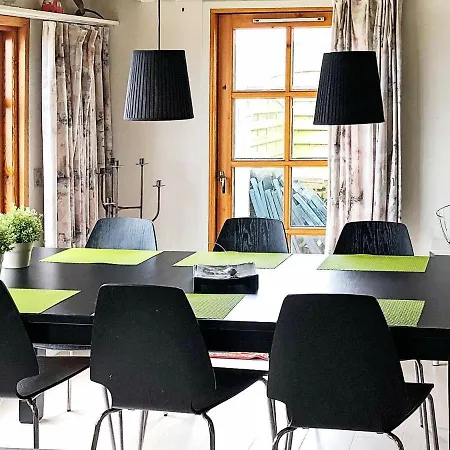 Semesterbostad Beachside Gem For 6 - By Traum *